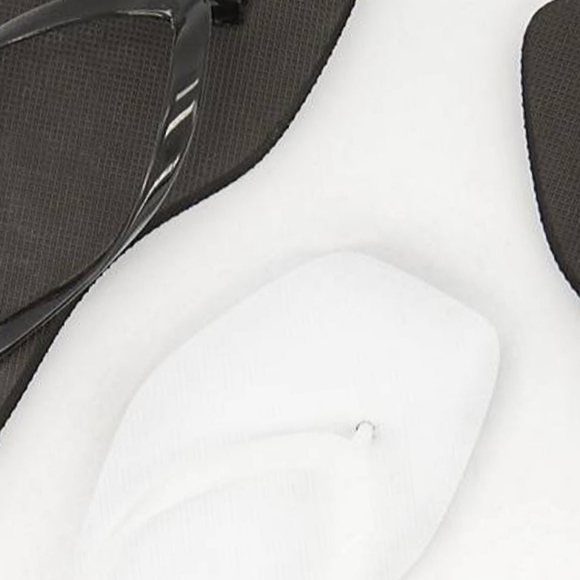 NWT Truffle Collection flip flops. - Picture 5 of 6